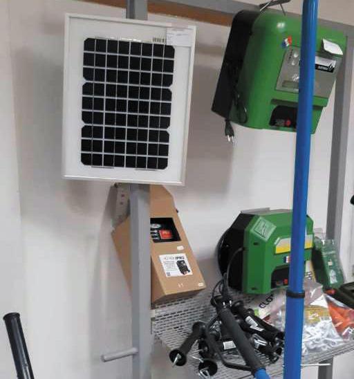 Électrificateur de clôture (poste de clôture) Castagnac